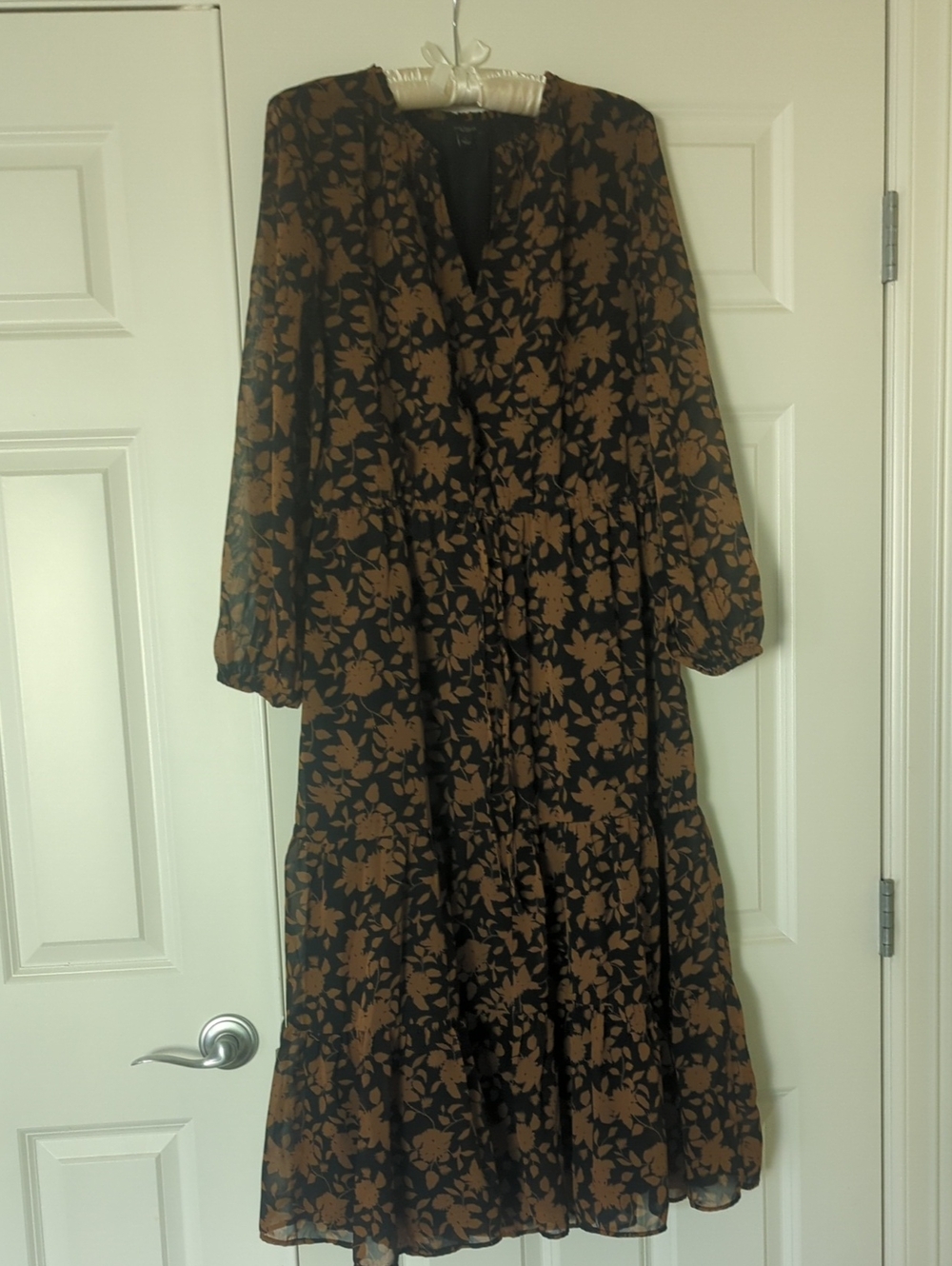 Ann Taylor Factory Black and Brown Floral Long Sleeve Midi Dress